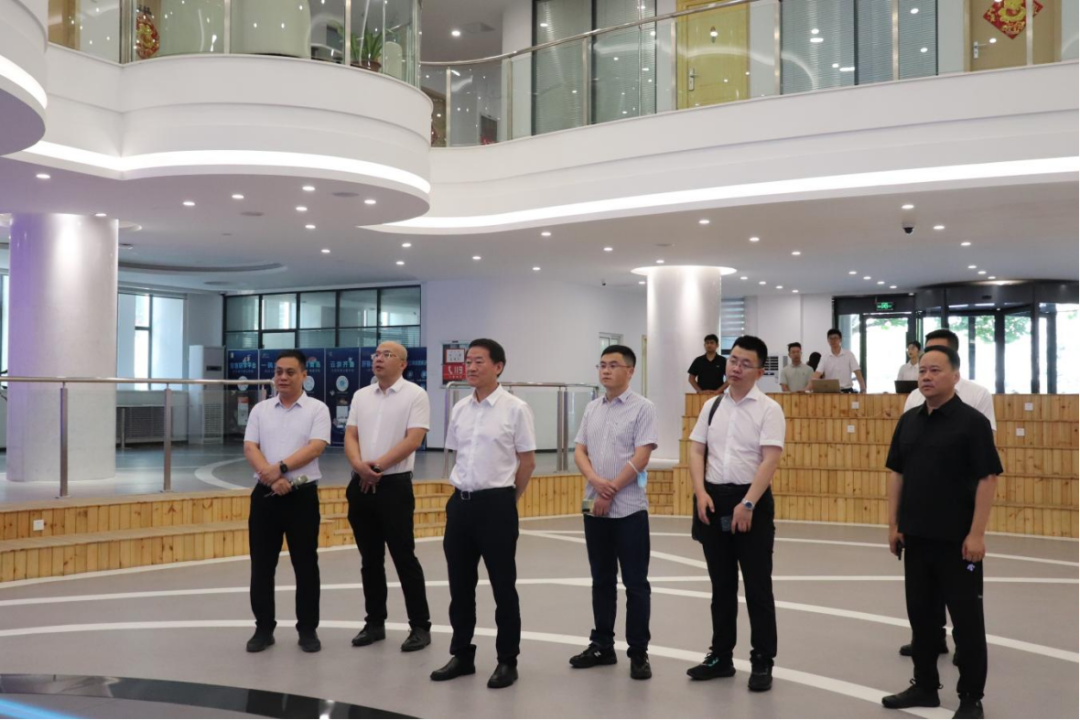 省尊龙凯时集团：“四个导向” 推动调查研究提质增效