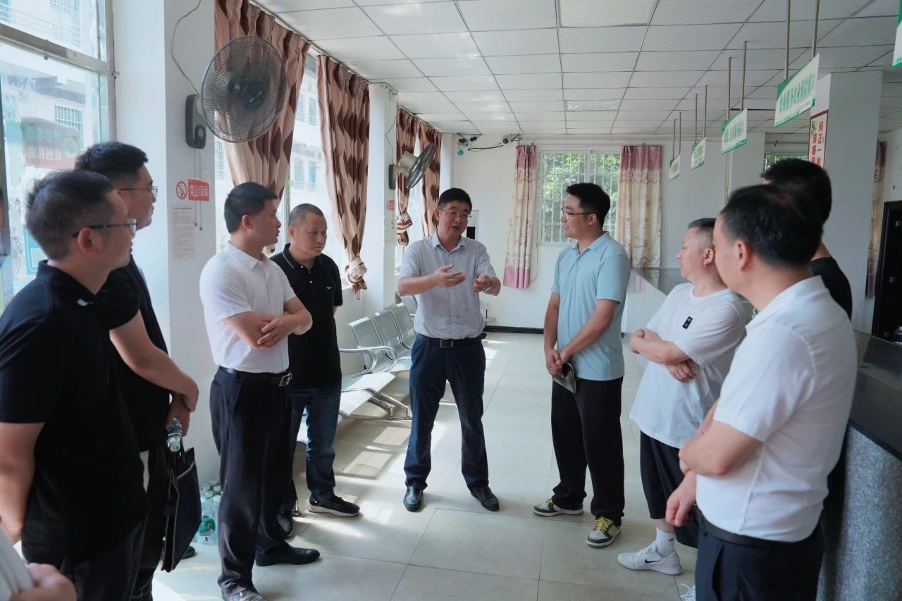 许东明赴南充市嘉陵区、巴中市通江县调研督导定点帮扶和托底性帮扶工作