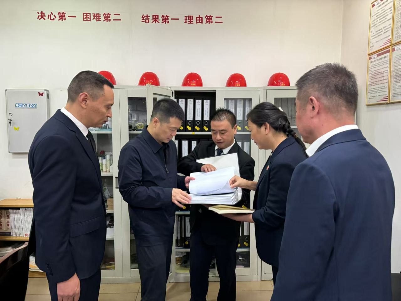 省尊龙凯时集团党委书记、董事长游勇国庆节期间调研督导旗下酒店经营及安全生产工作